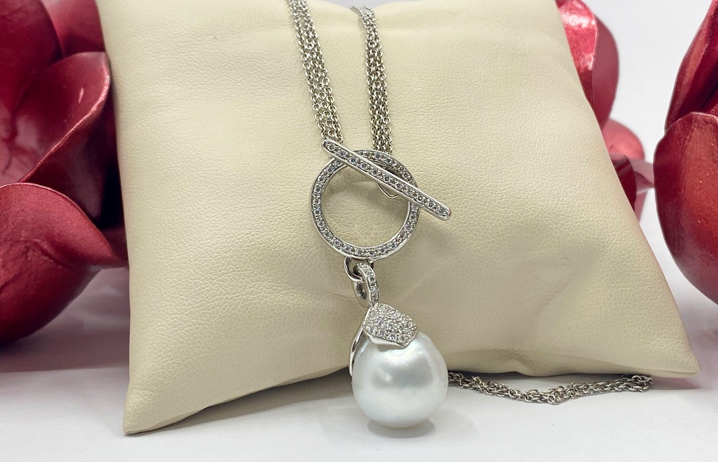 Collana con Perla e Brillanti