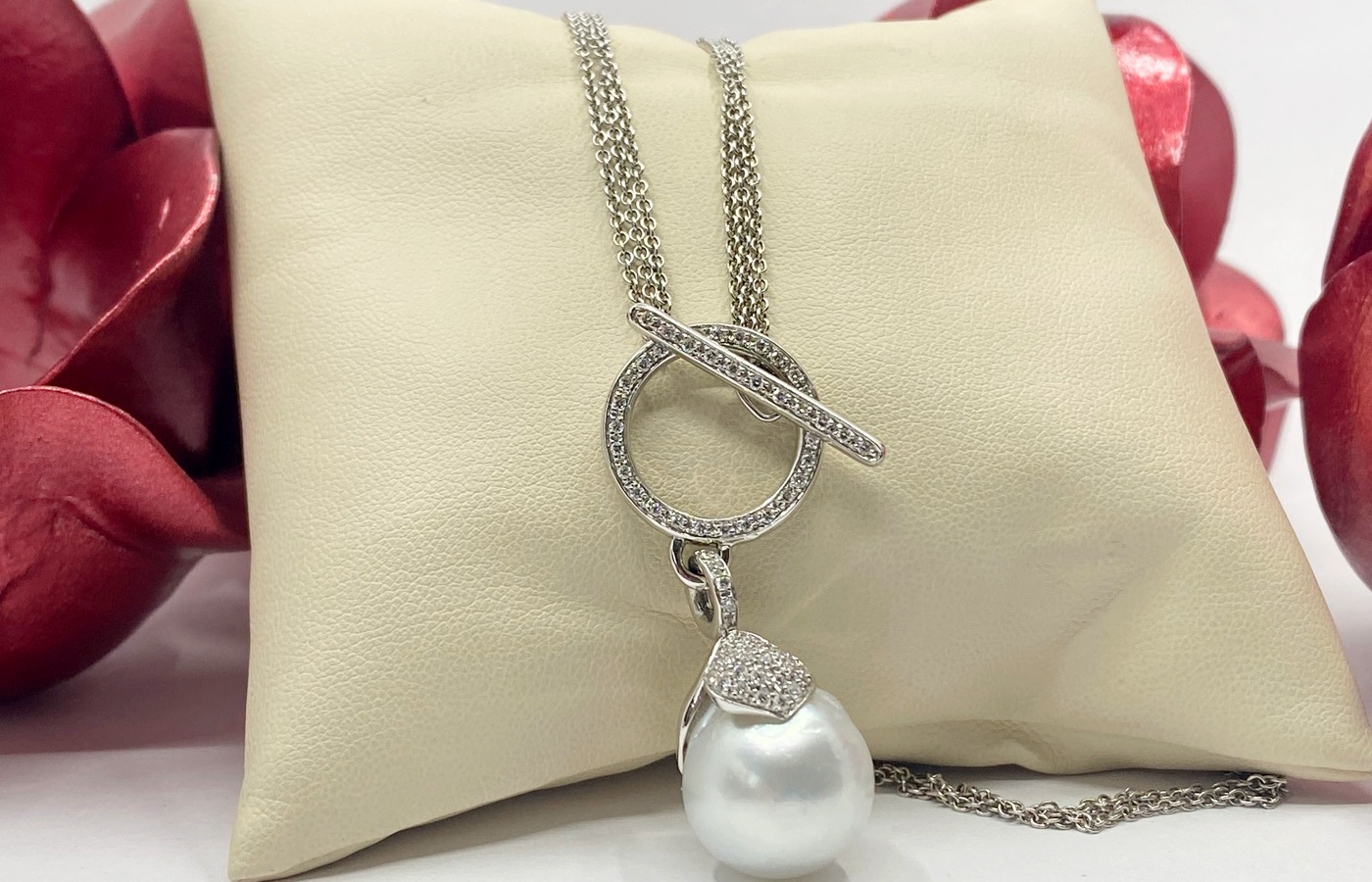 Collana con Perla e Brillanti