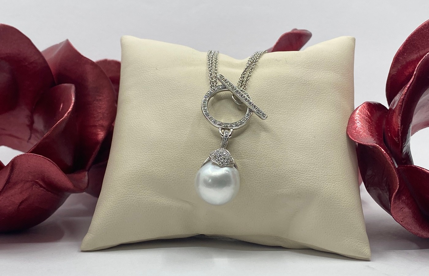 Collana con Perla e Brillanti