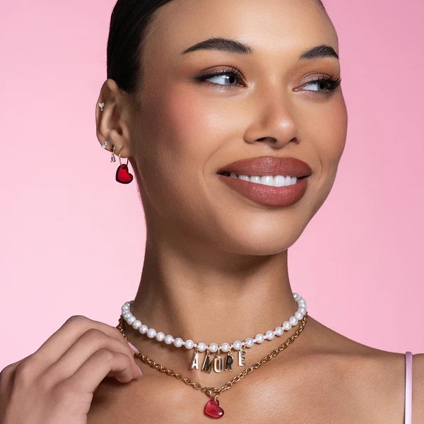 RueDesMille Charm Bar 