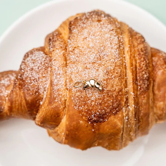 RueDesMille CHARM BAR