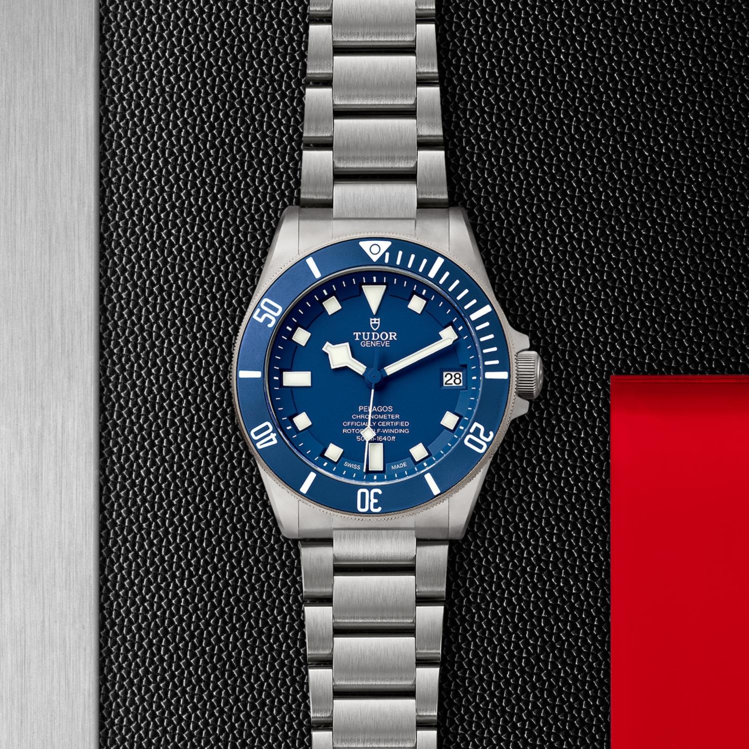 Pelagos - M25600TB