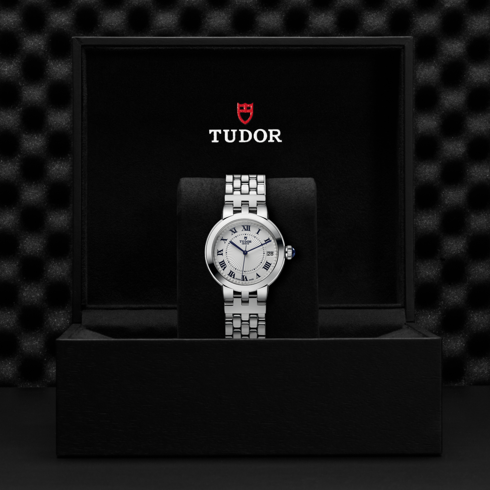 Tudor Clair de Rose