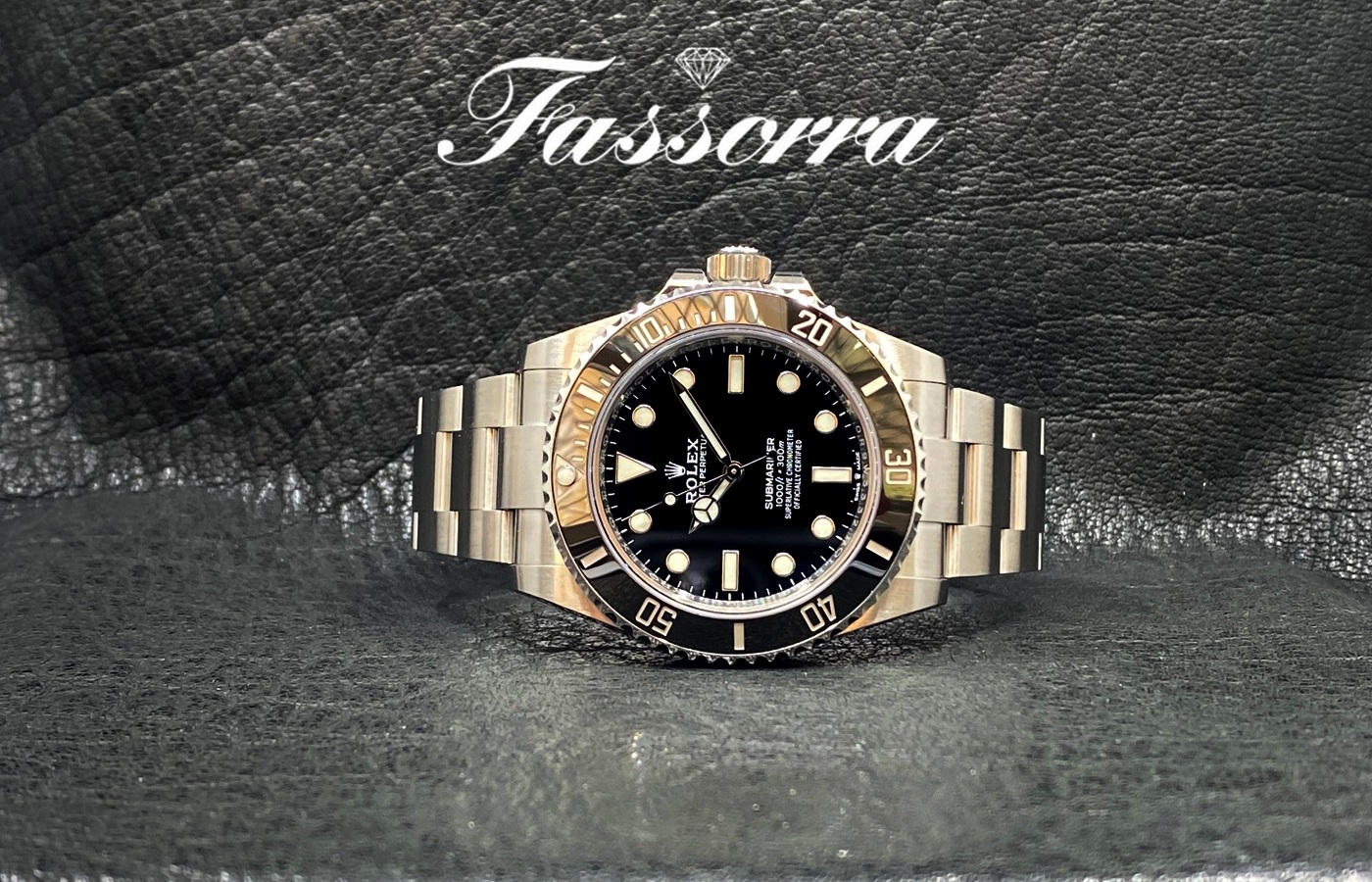 Rolex SUBMARINER 124060