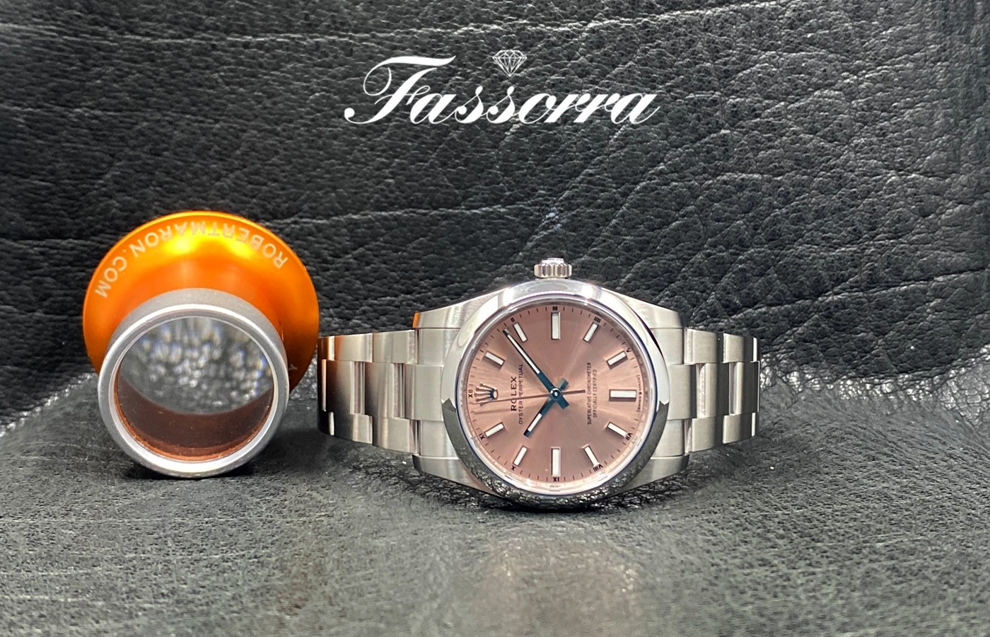 Rolex OYSTER PERPETUAL 124200