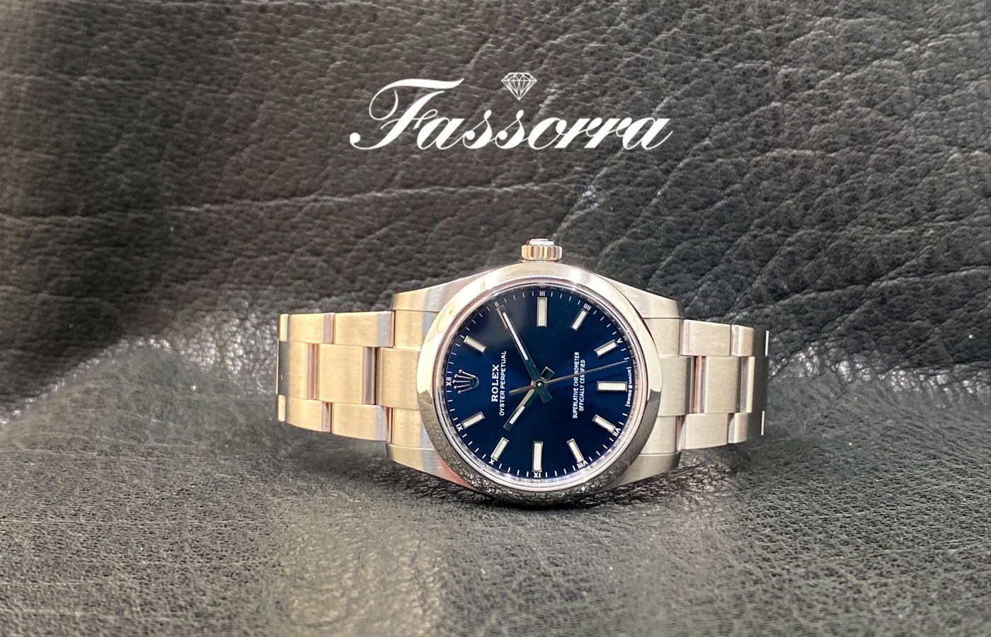 Rolex OYSTER PERPETUAL 124200