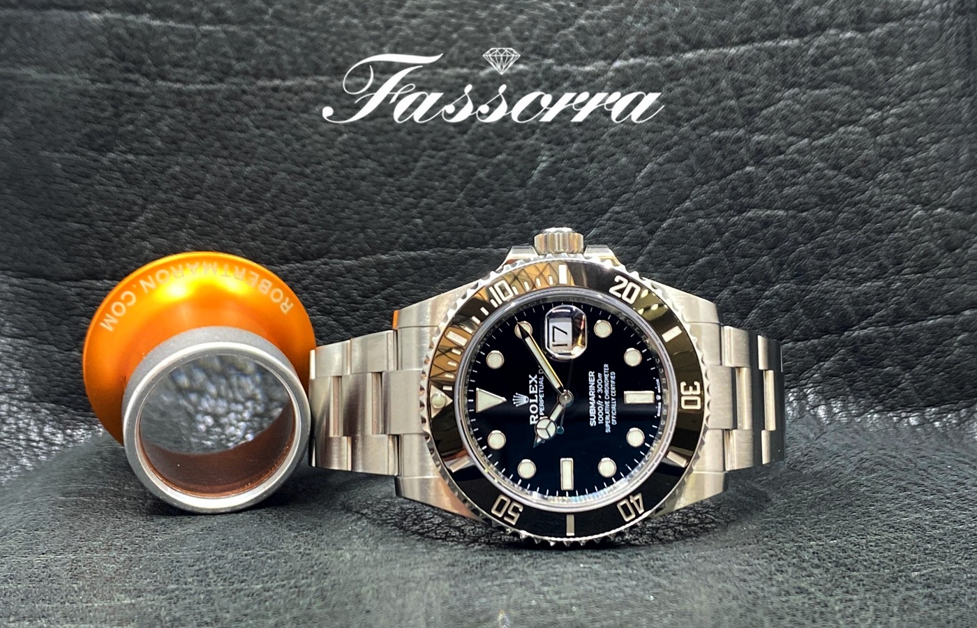 Rolex SUBMARINER 16610LN