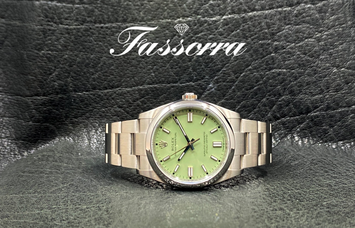 Rolex OYSTER PERPETUAL 126000