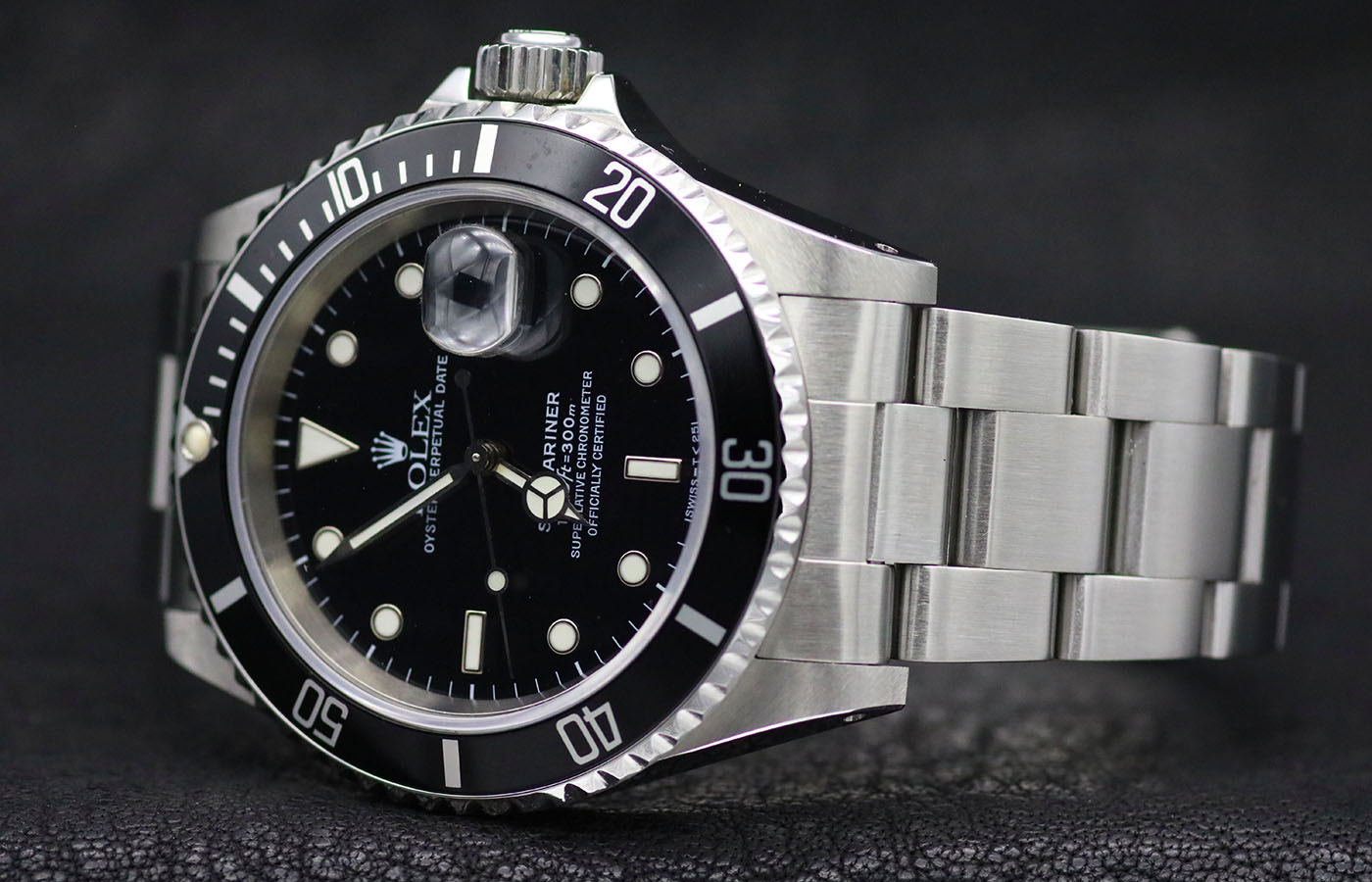 Rolex Submariner 16610LN 